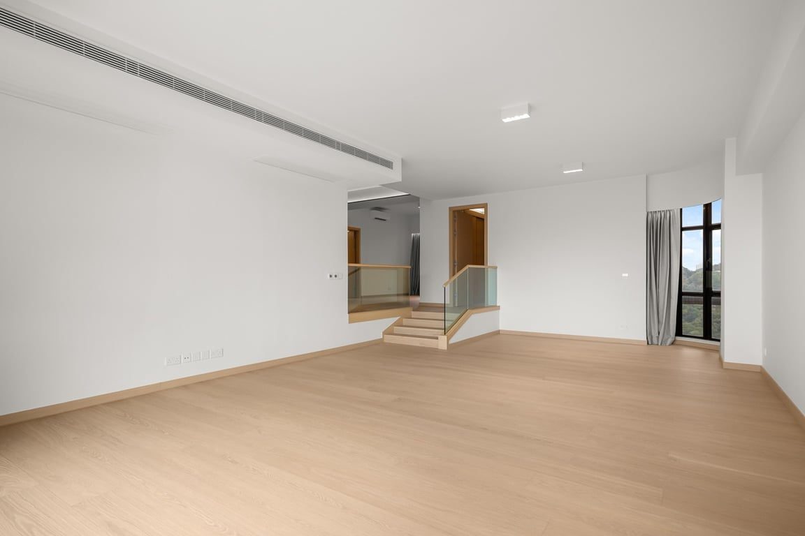 photo 4 — Fortuna Court, Repulse Bay