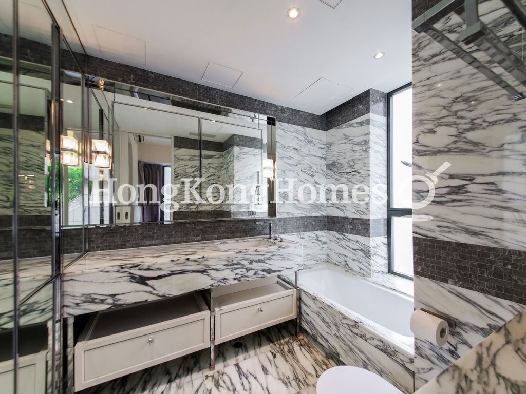 Master Bathroom — 瑆華，銅鑼灣