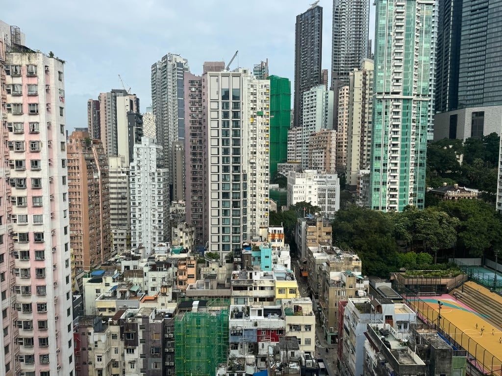 photo 2 — Kee On Building, Sheung Wan
