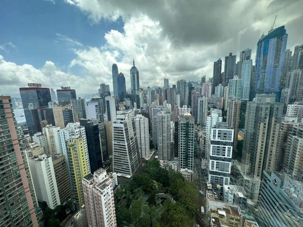 photo 2 — One Pacific Heights, Sheung Wan