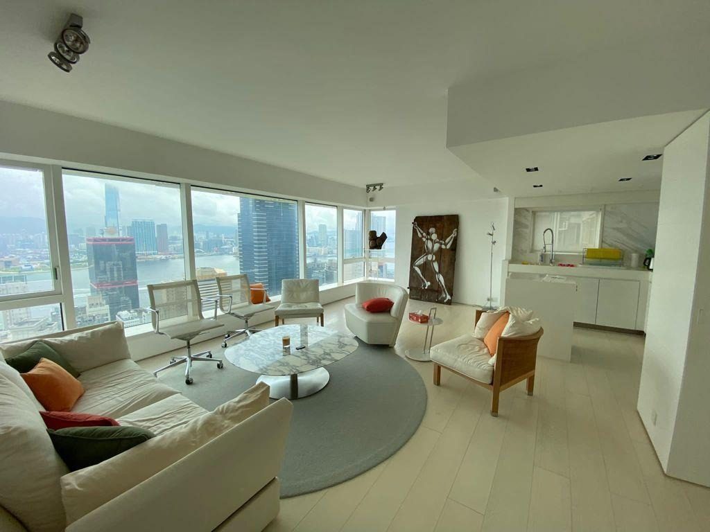 photo 1 — CentreStage Twr 2, Soho