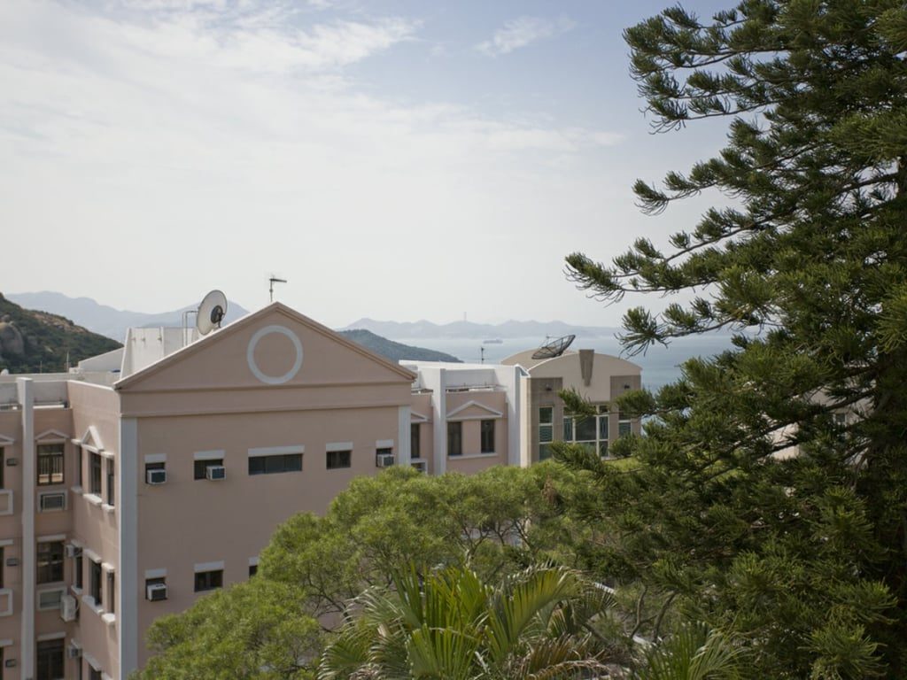 photo 14 — 8-14 Cape Road, Chung Hom Kok