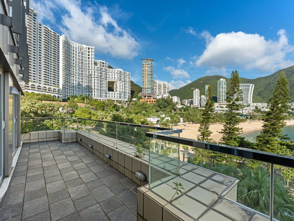 56 Repulse Bay Road