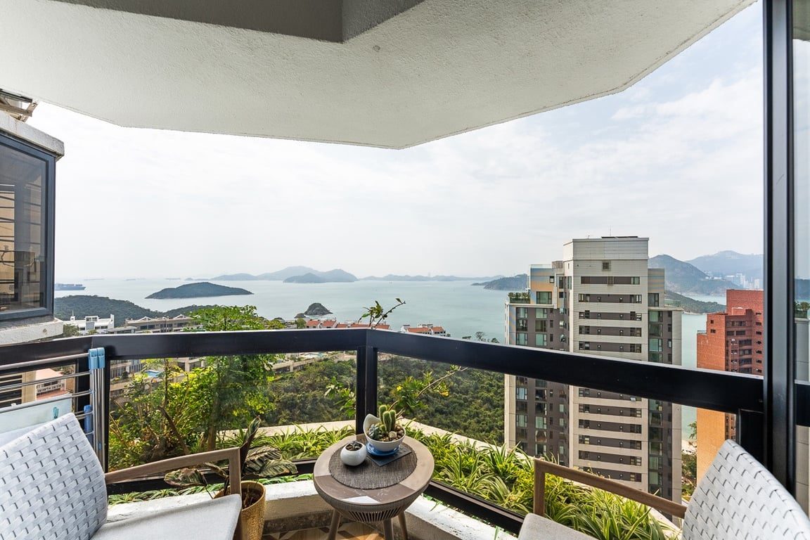 photo 2 — South Bay Towers, South Bay