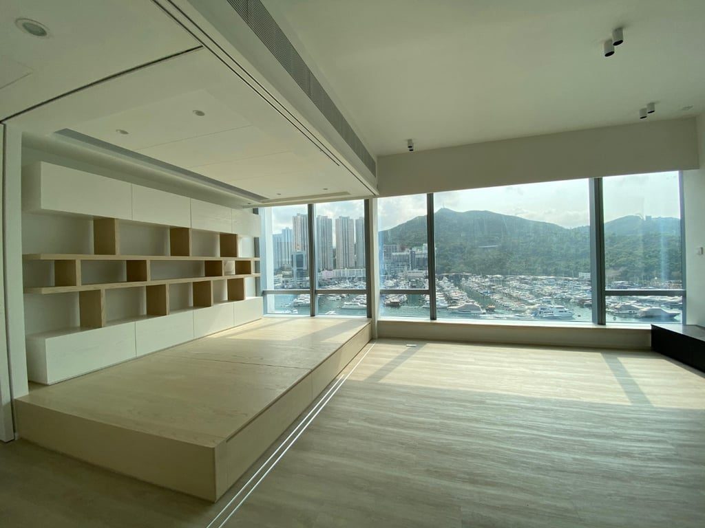 photo 2 — Larvotto, Ap Lei Chau