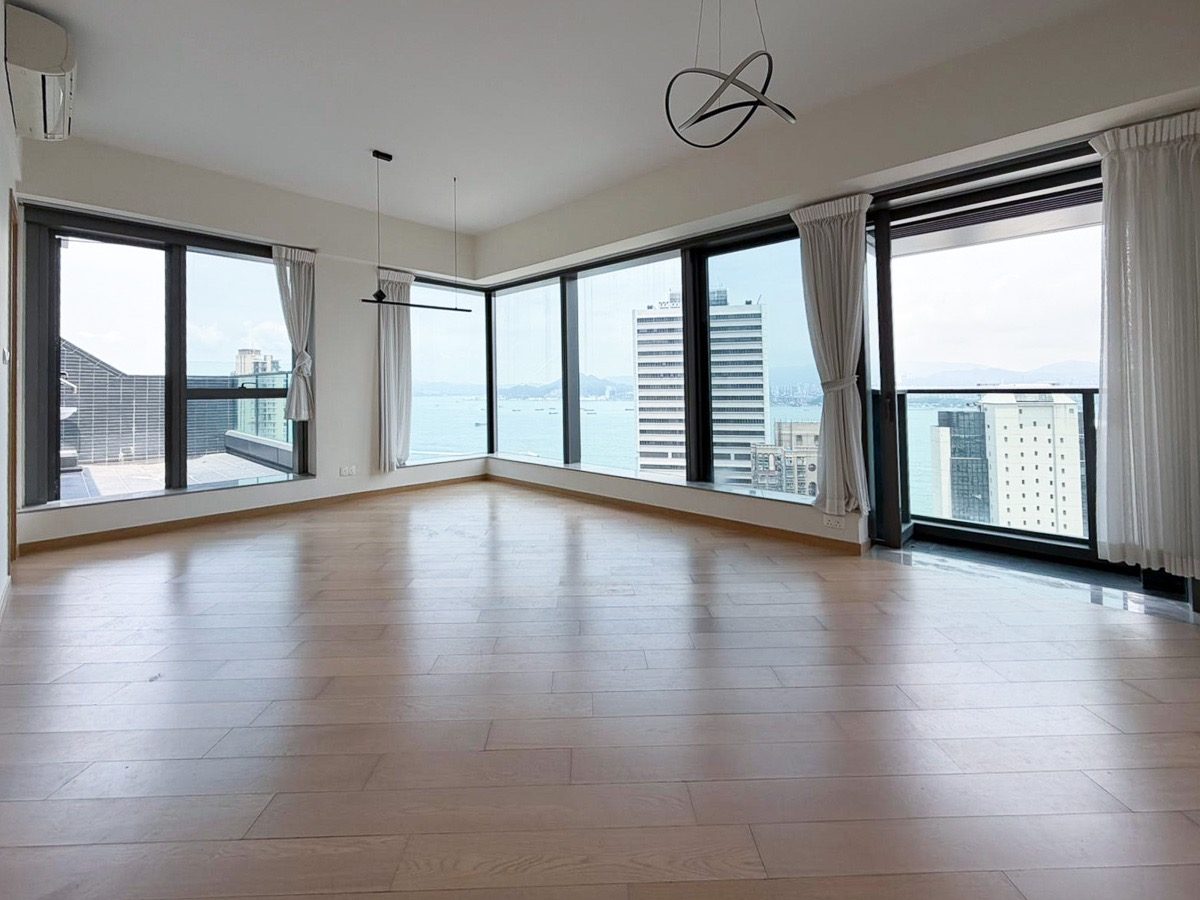 photo 2 — Novum West, Shek Tong Tsui