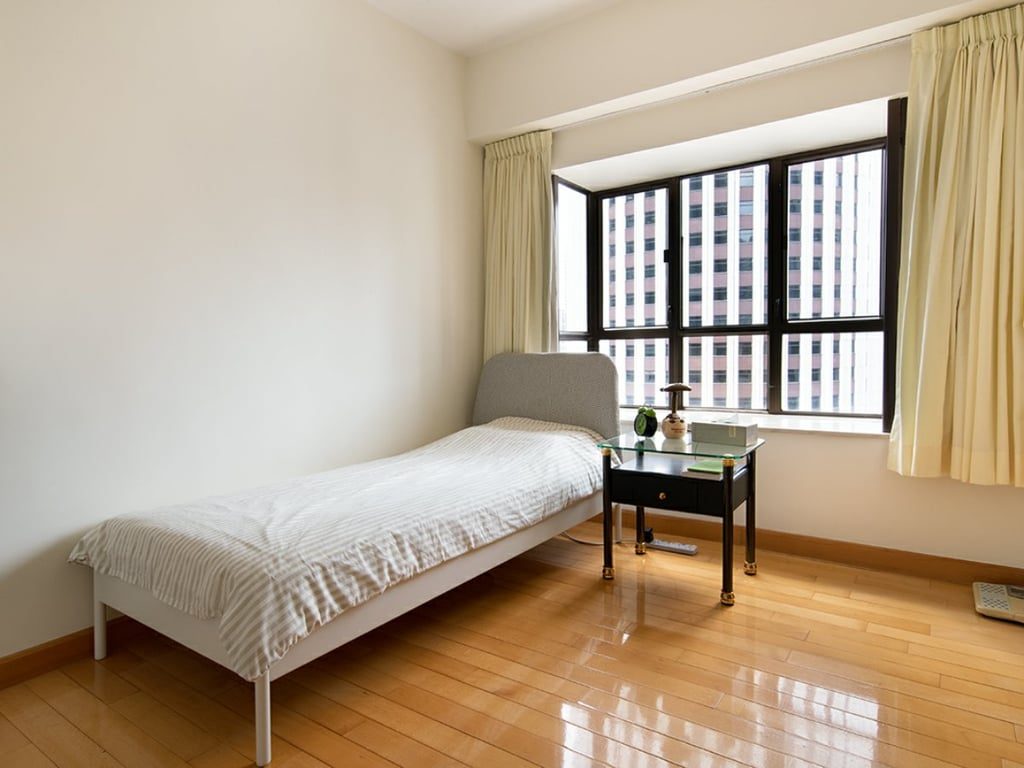 photo 6 — Wing Way Court, Mid Levels Central
