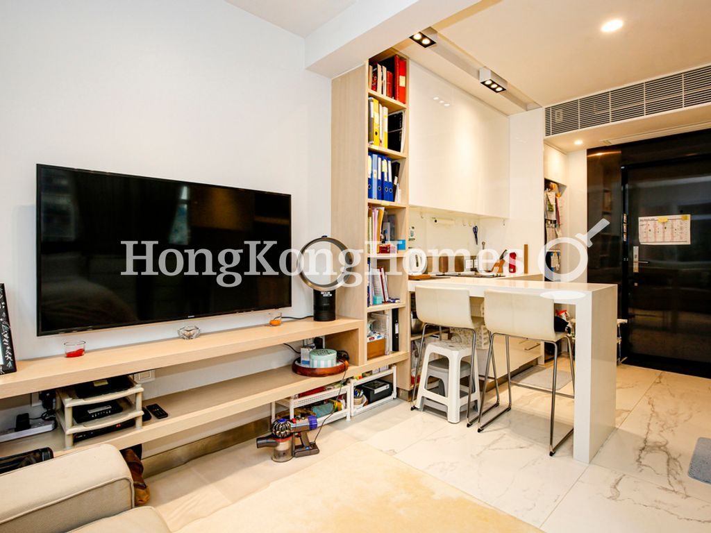 Living and Dining Area — Felicity Building, Sheung Wan