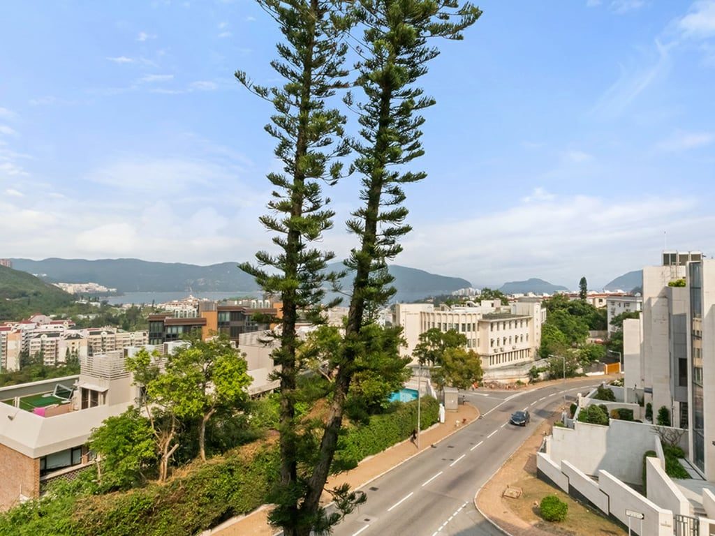 photo 5 — Bauhinia Gardens, Chung Hom Kok