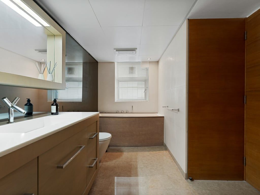 photo 12 — 56 Repulse Bay Road, Repulse Bay