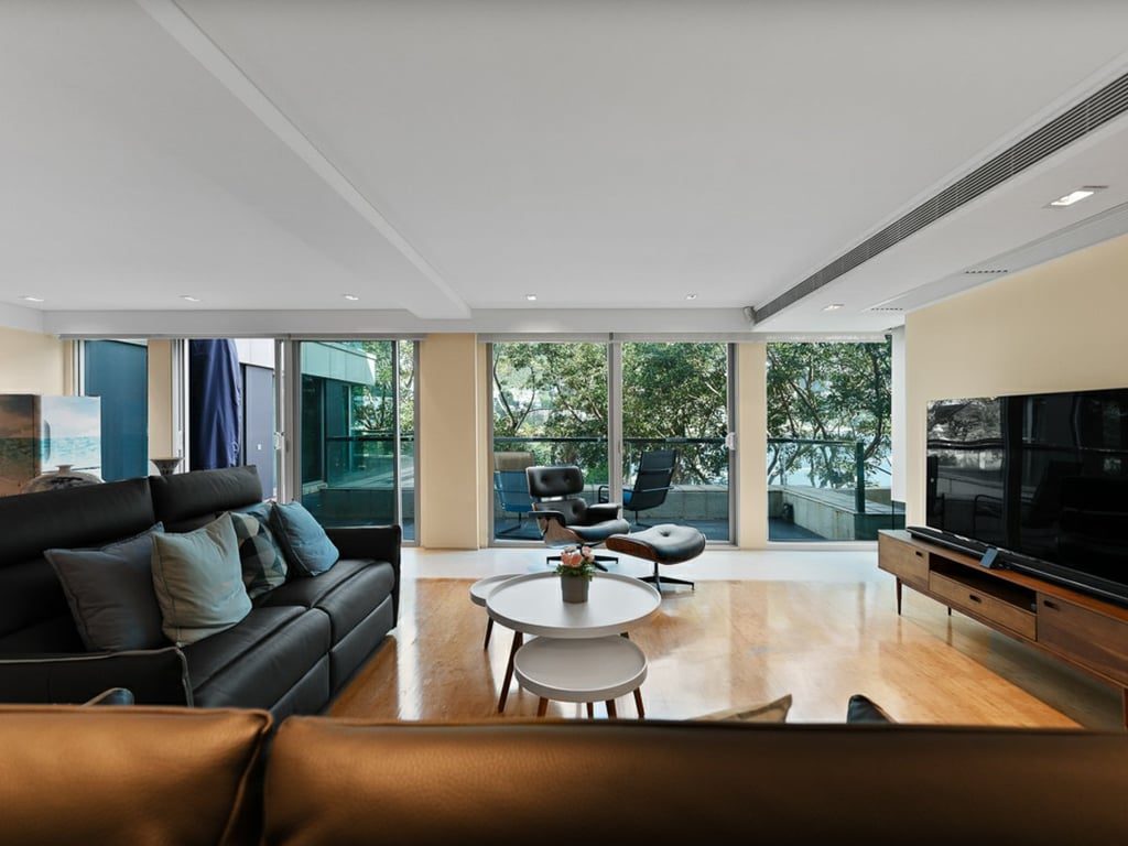 photo 3 — 56 Repulse Bay Road, Repulse Bay