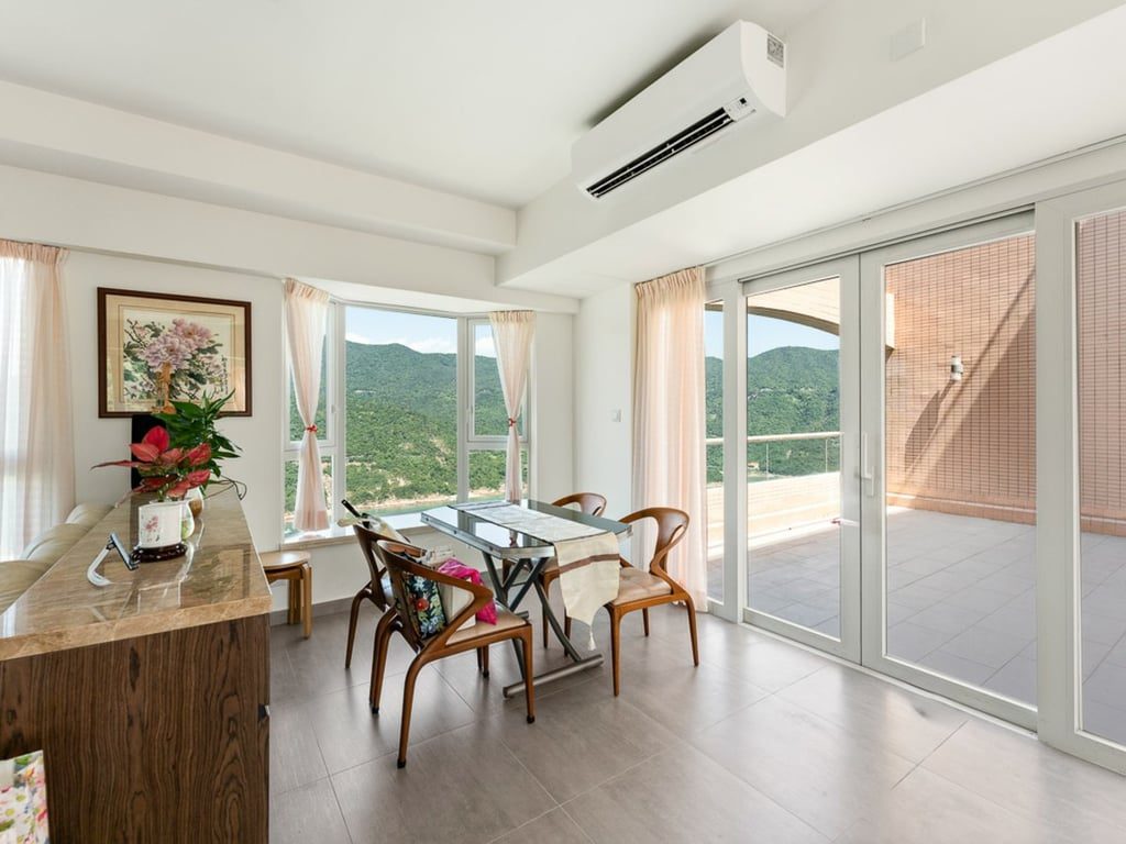 photo 1 — Redhill Peninsula Apartments Twr 7, Redhill Peninsula