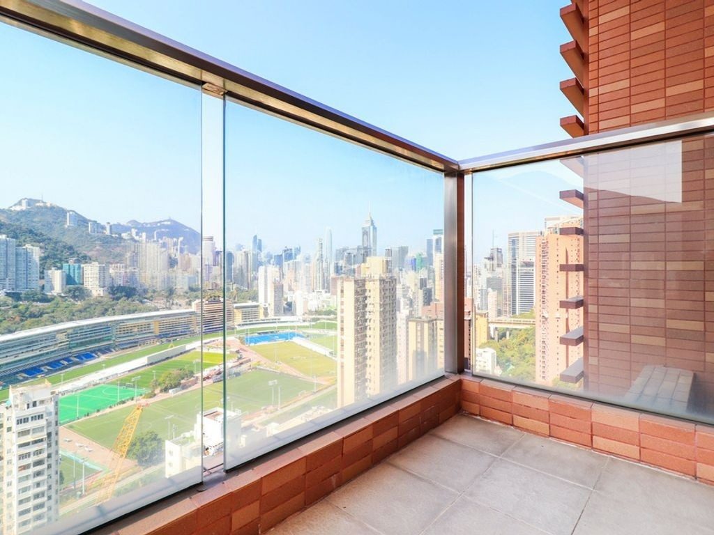 photo 2 — Broadwood Twelve, Happy Valley