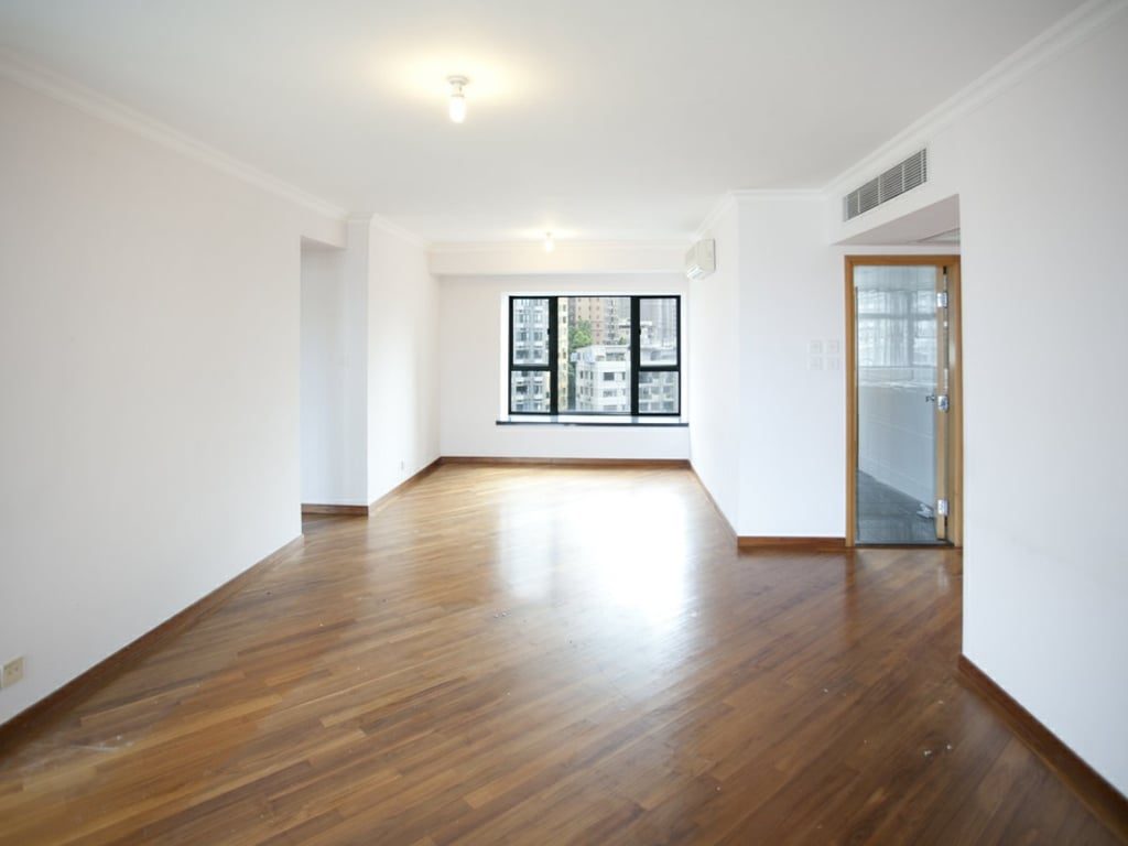 photo 2 — 80 Robinson Road Tower 1, Mid Levels West