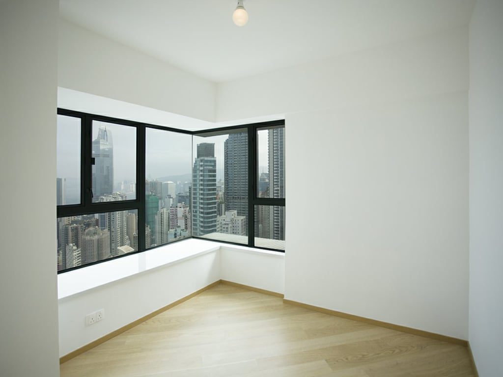 photo 3 — 80 Robinson Road Tower 2, Mid Levels West