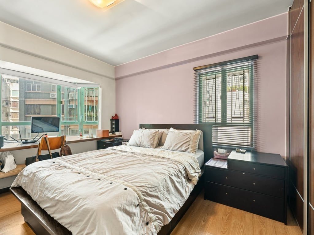 photo 6 — Goldwin Heights, Mid Levels Central