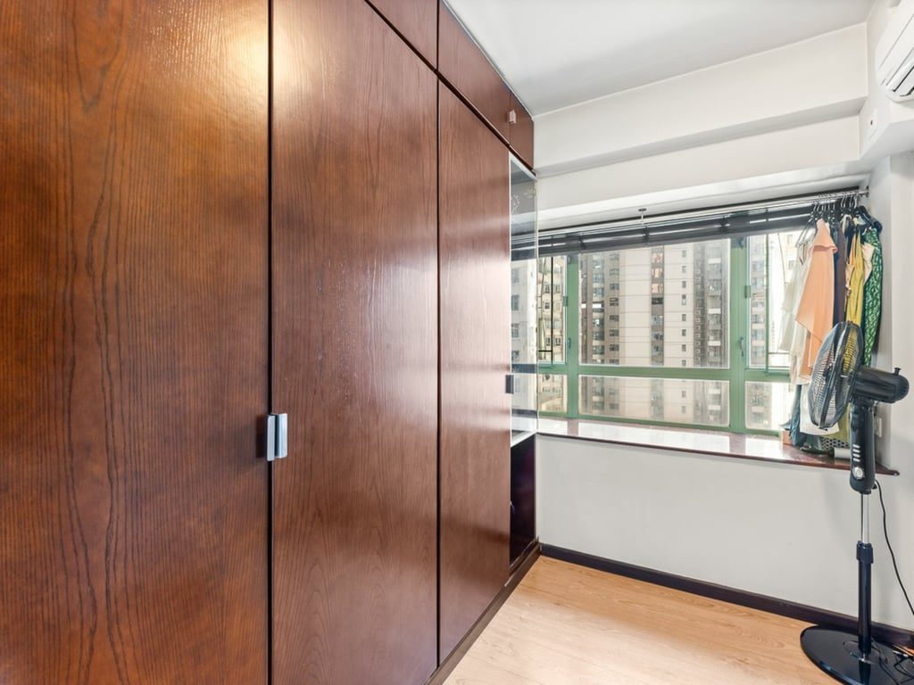 photo 7 — Goldwin Heights, Mid Levels Central