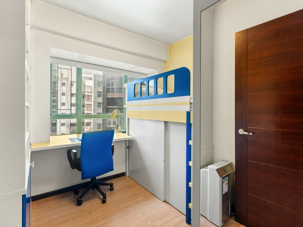 photo 9 — Goldwin Heights, Mid Levels Central