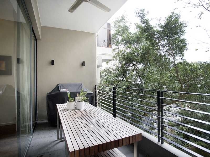 Estella Court