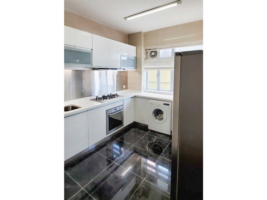 photo 5 — 5G Bowen Road, Mid Levels Central