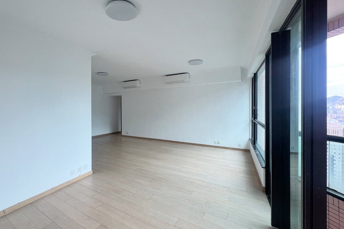 photo 4 — Dynasty Court Twr 4, Mid Levels Central