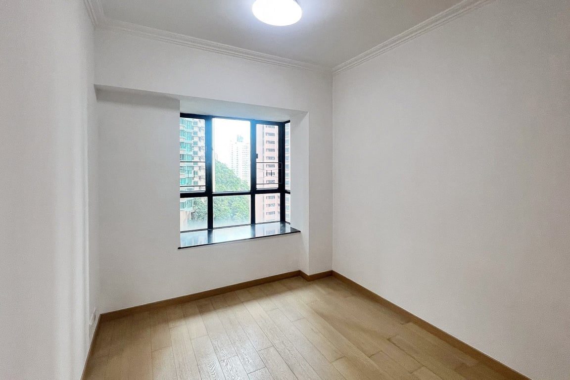 photo 8 — Dynasty Court Twr 4, Mid Levels Central
