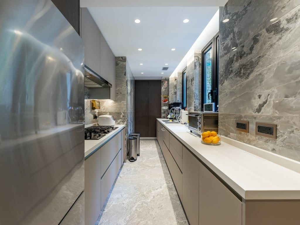 photo 11 — Bellevue Court Blk B, Mid Levels East