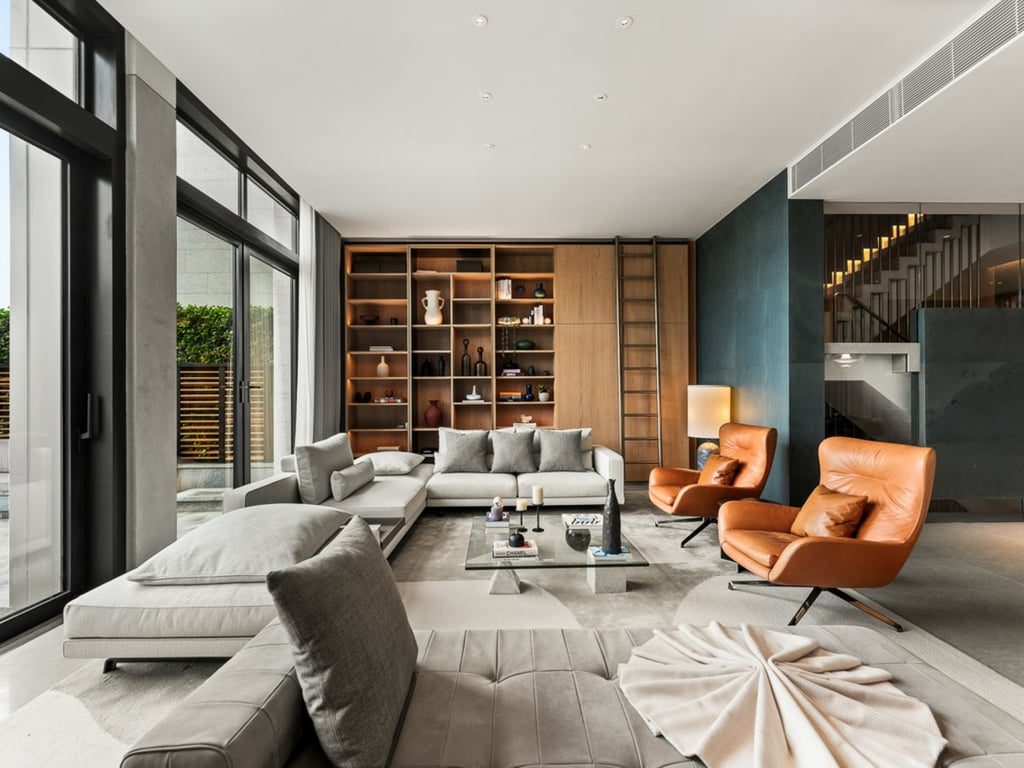 Lucca Avenue Hse 2