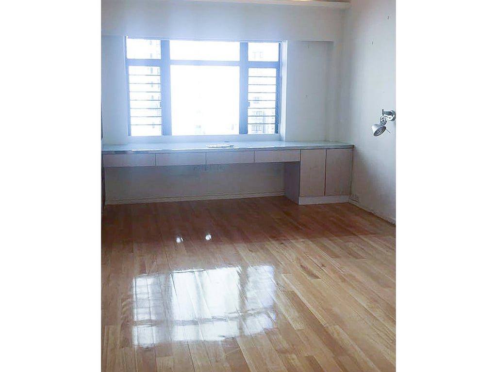 photo 4 — Belmont Court, Mid Levels West