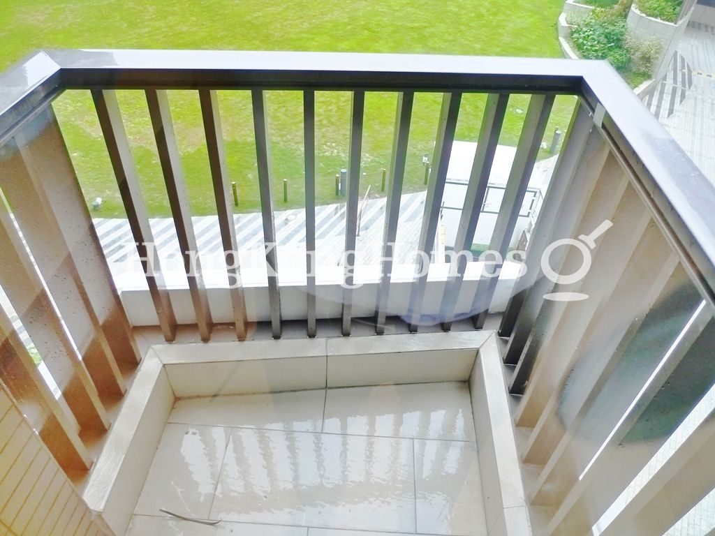 Balcony off Master Bedroom — 玖瓏山 - 月瓏閣 - 第2座，沙田火炭