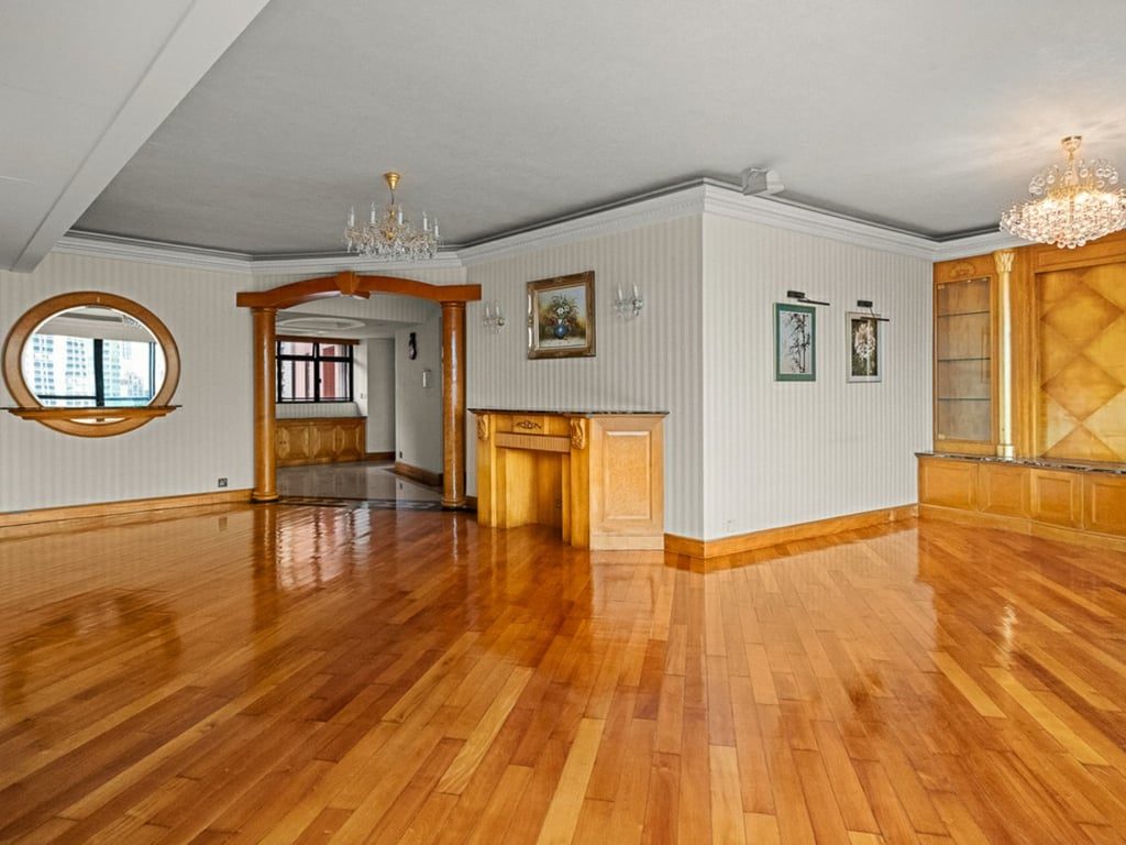 photo 5 — Dynasty Court Twr 1, Mid Levels Central
