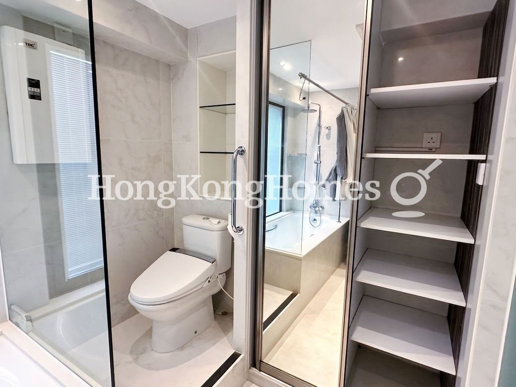 Master Bathroom — 匯翠台 - 第02座，跑馬地
