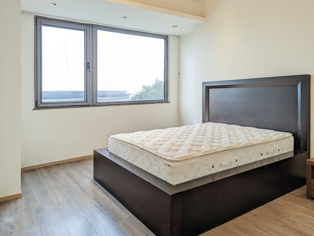 photo 8 — Villa de Victoria, The Peak