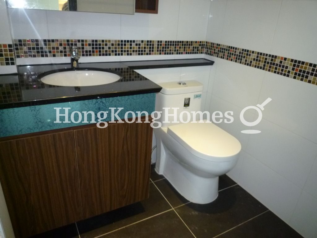 Guest Washroom — 孟公屋 - 坑尾頂村，清水灣