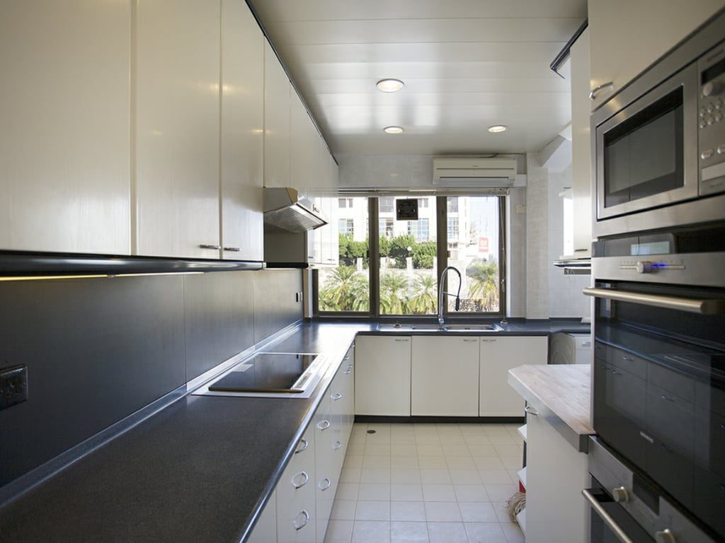 photo 3 — 19-25 Horizon Drive, Chung Hom Kok