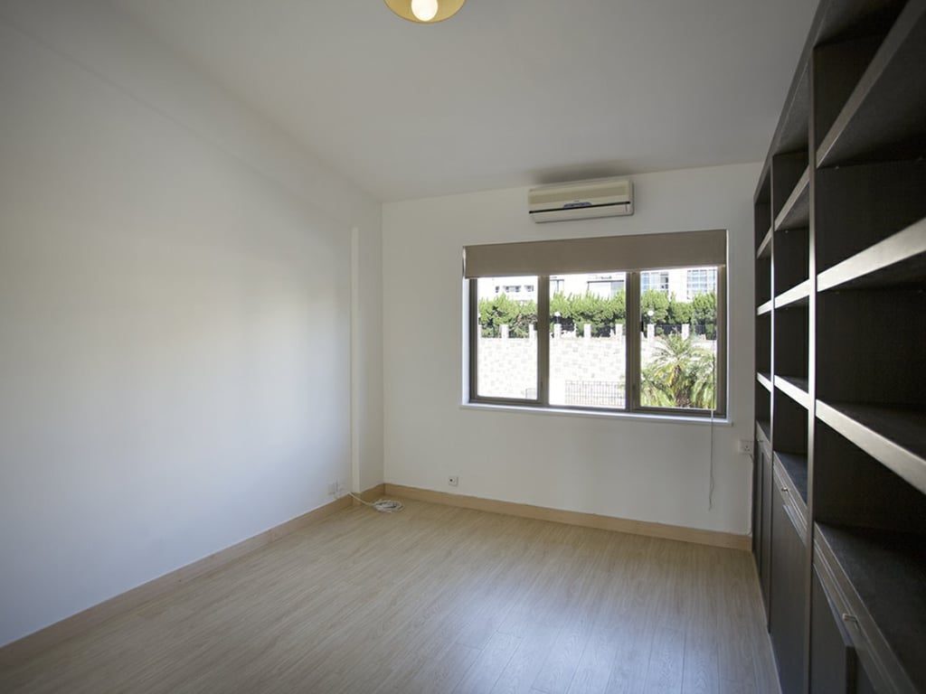 photo 6 — 19-25 Horizon Drive, Chung Hom Kok