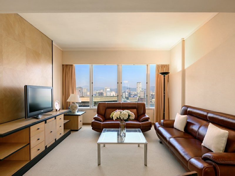 photo 1 — Convention Plaza Apartments, Wan Chai