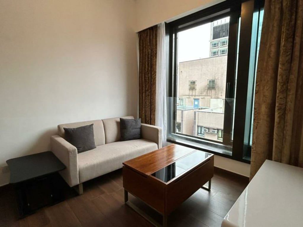 photo 1 — One South Lane, Shek Tong Tsui
