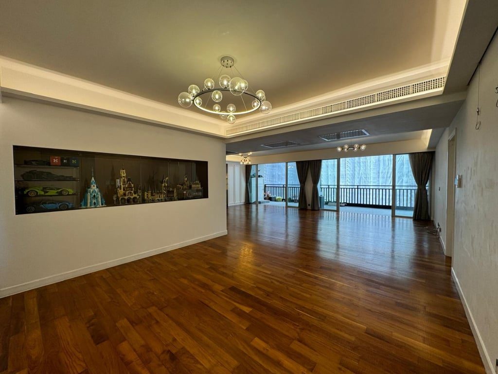 photo 15 — Cliffview Mansions, Mid Levels Central