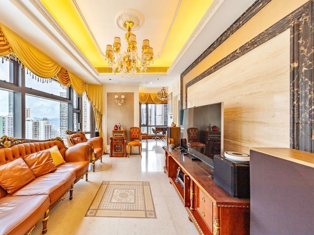 photo 2 — Palatial Crest, Mid Levels Central