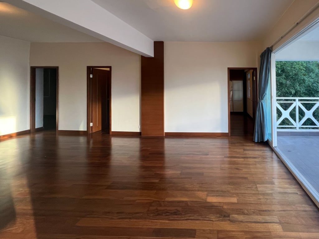 photo 7 — Bo Kwong Apartments, Mid Levels Central