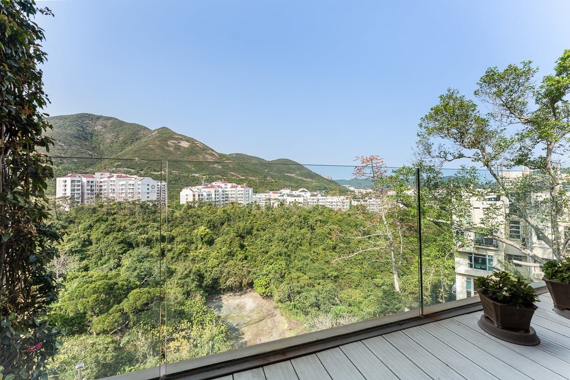 13-25 Ching Sau Lane