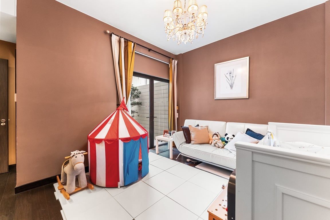 photo 19 — 13-25 Ching Sau Lane, Chung Hom Kok
