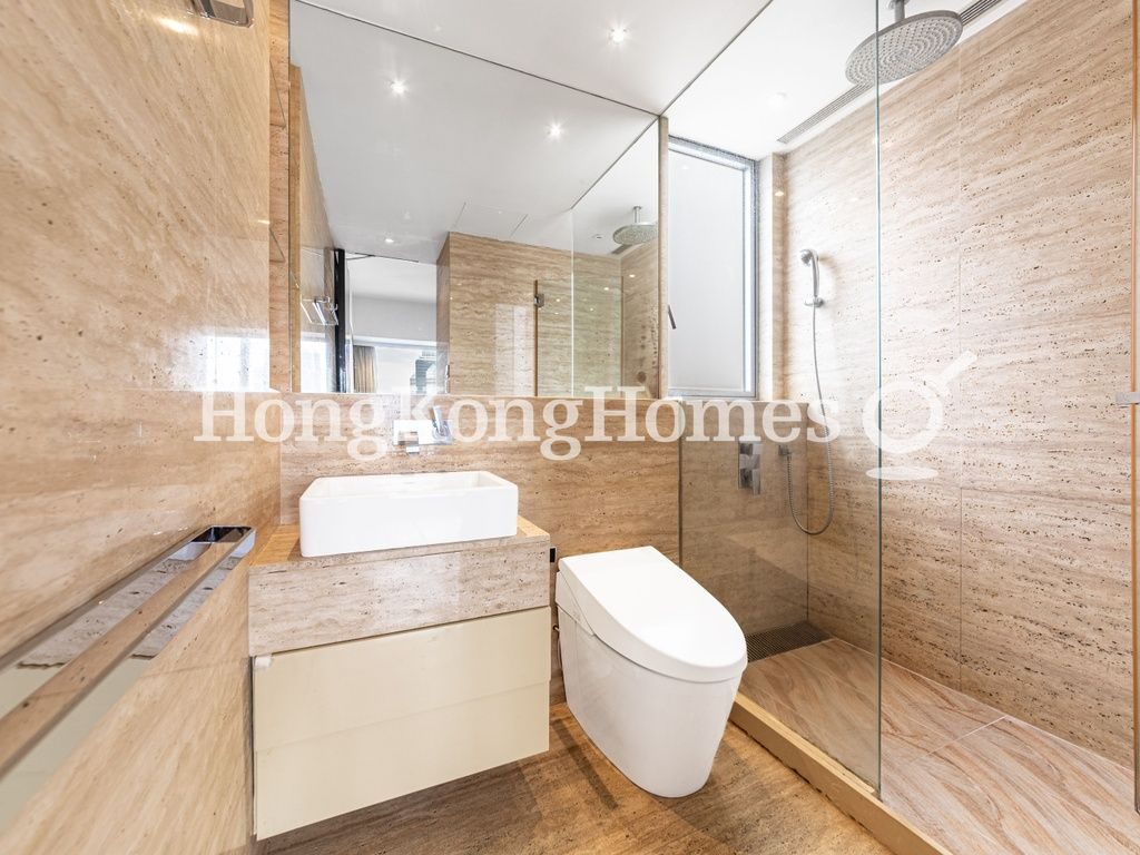 Ensuite Bathroom — Soho 38, Mid-levels West