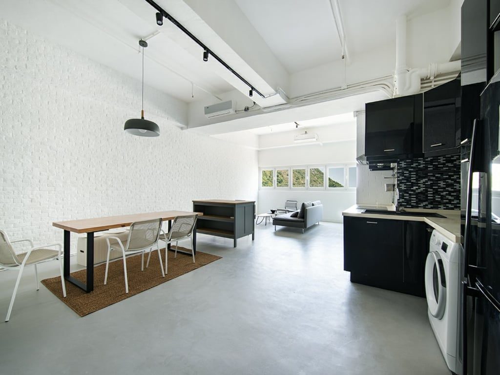 photo 4 — Harbour Industrial Centre, Ap Lei Chau