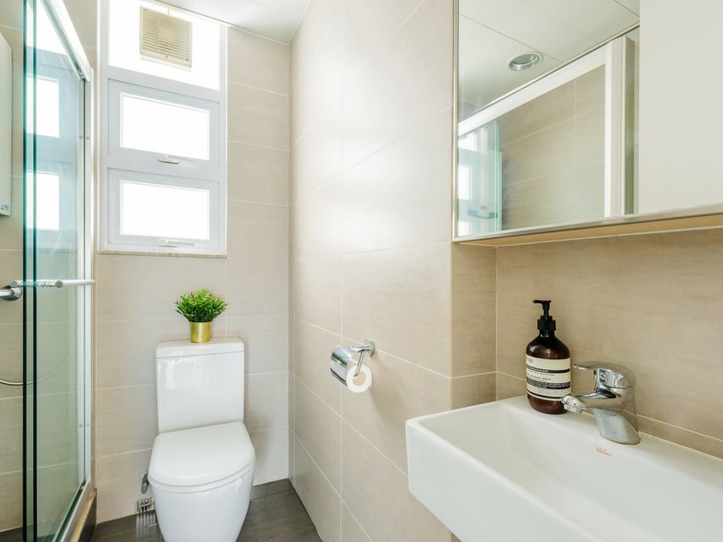 photo 10 — Linden Court, Happy Valley