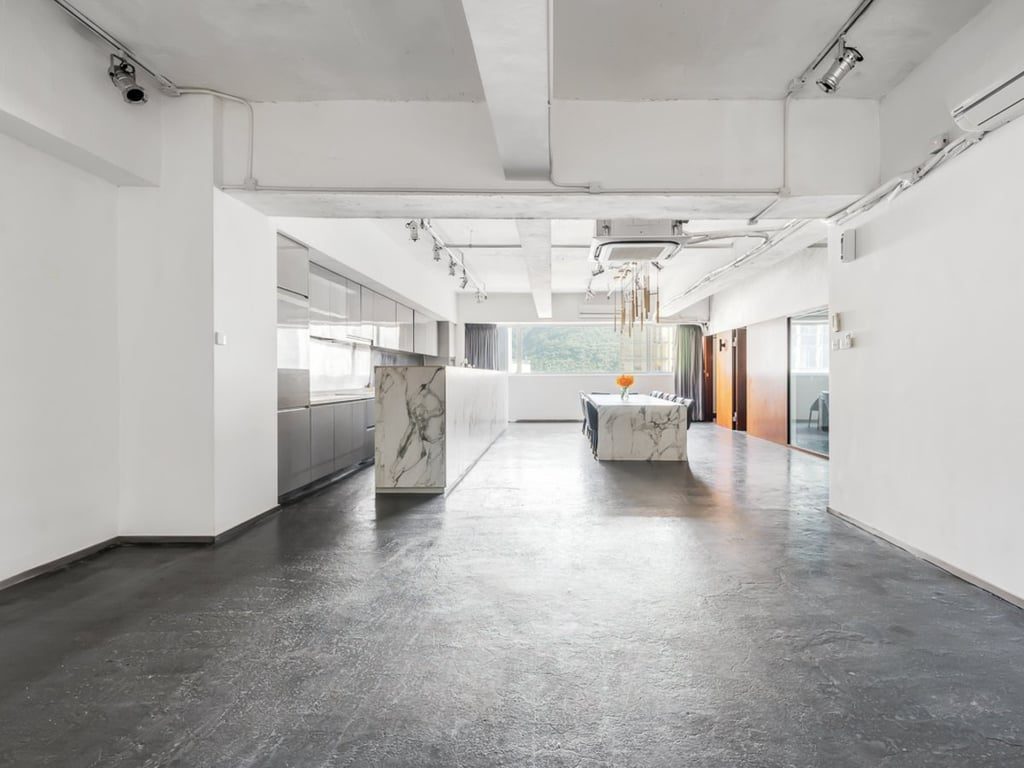 photo 16 — Derrick Industrial Building, Wong Chuk Hang
