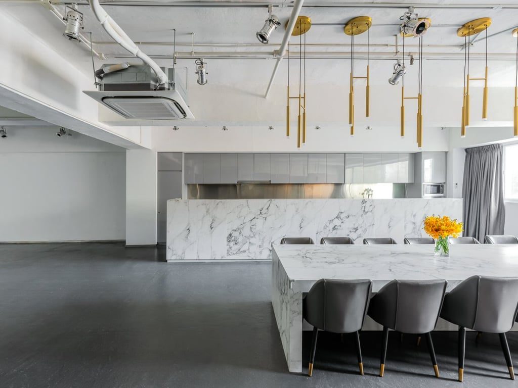 photo 3 — Derrick Industrial Building, Wong Chuk Hang