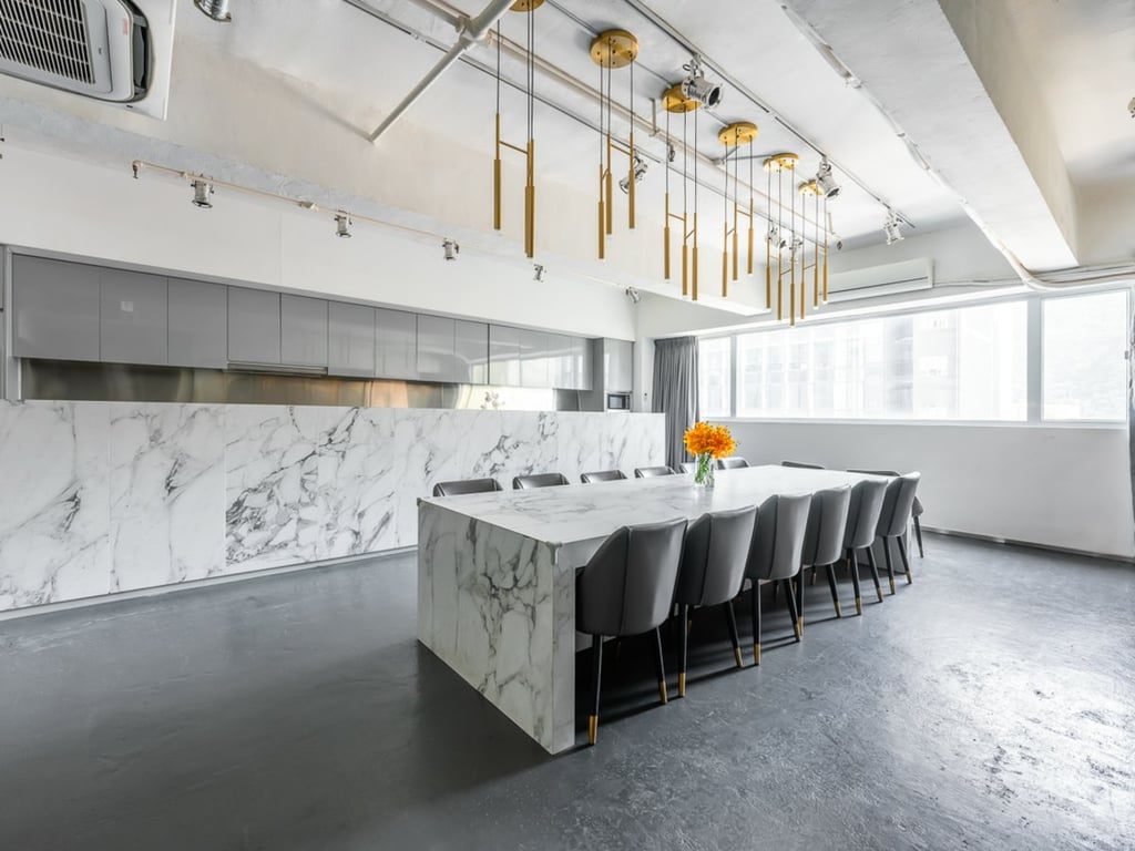 photo 4 — Derrick Industrial Building, Wong Chuk Hang