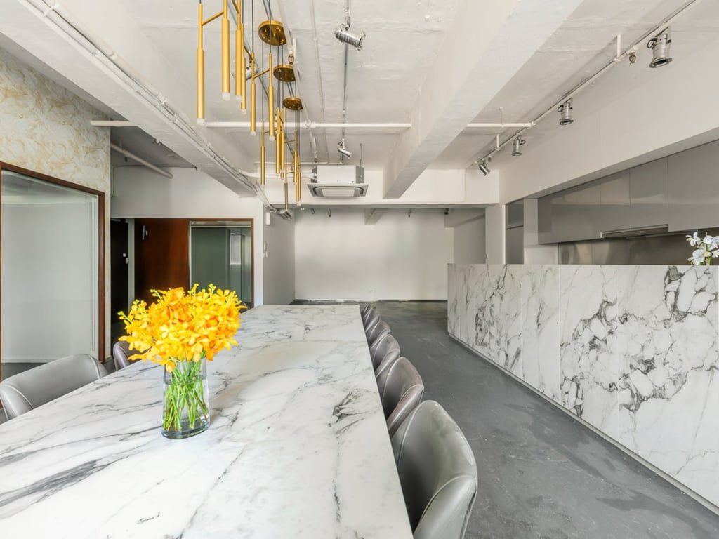 photo 10 — Derrick Industrial Building, Wong Chuk Hang